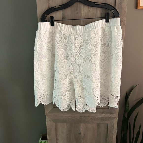 Pants - Lace Crochet Shorts